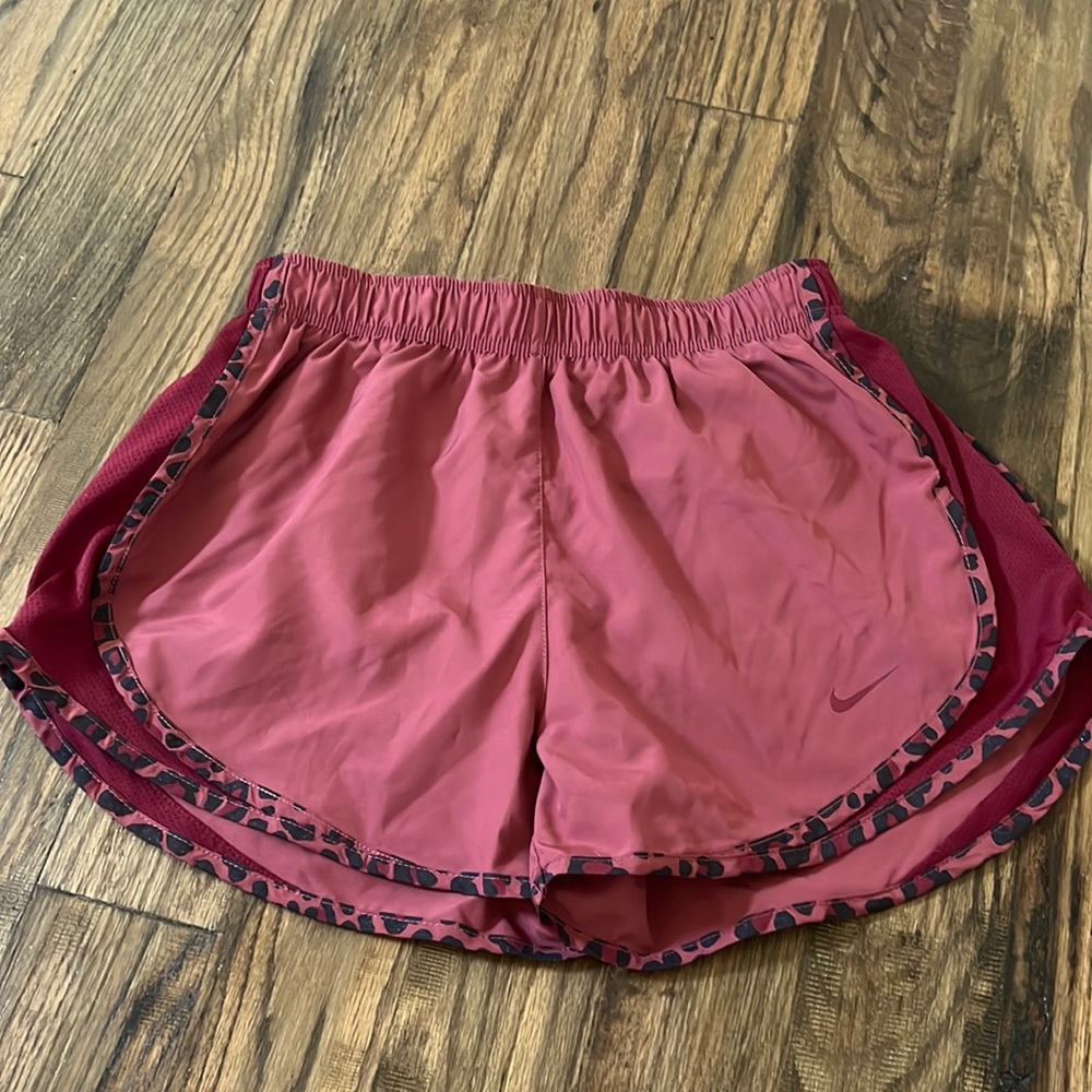 Nike athletic shorts with liner and drawstring inside